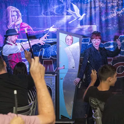 Image: Die Laughing: Weekly show brings comedy, murder mystery and strolling magicians