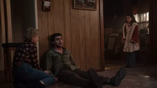 Image: Review: ‘Wolf Man’ is a down-to-basics thrill ride — for better or worse