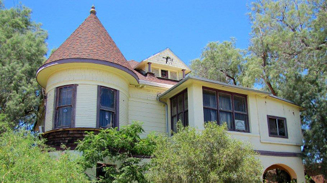 Image: Spring Trimester Classes- Register Now!