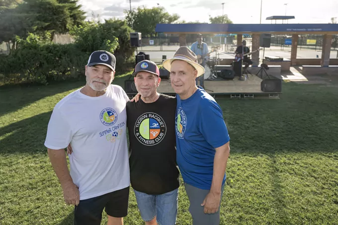 Barbecue and Bands: Racquet club serves music and food this summer
