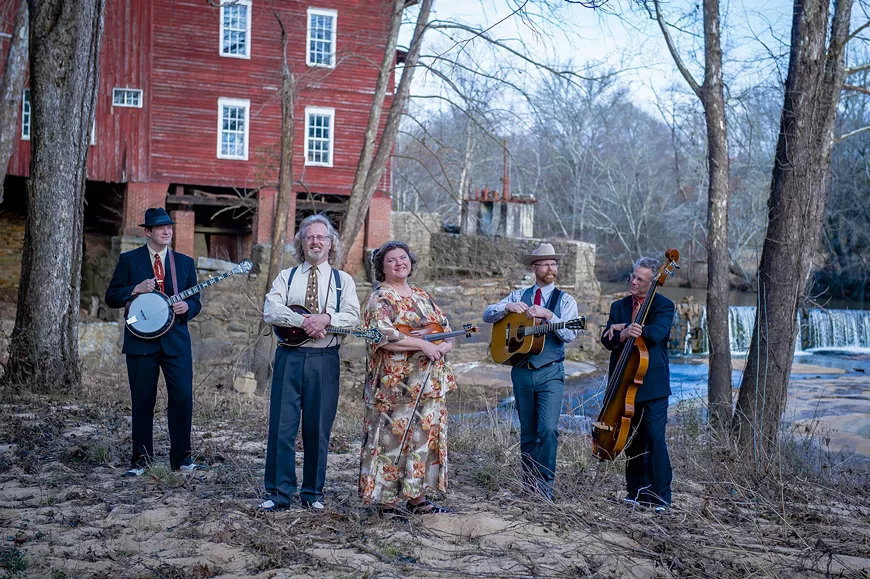 monroe-crossing-2015-outdoor.webp